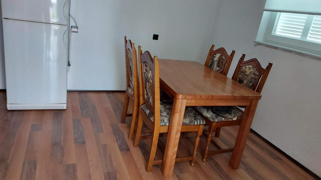 Apartman Zahira Karlobag Extérieur photo